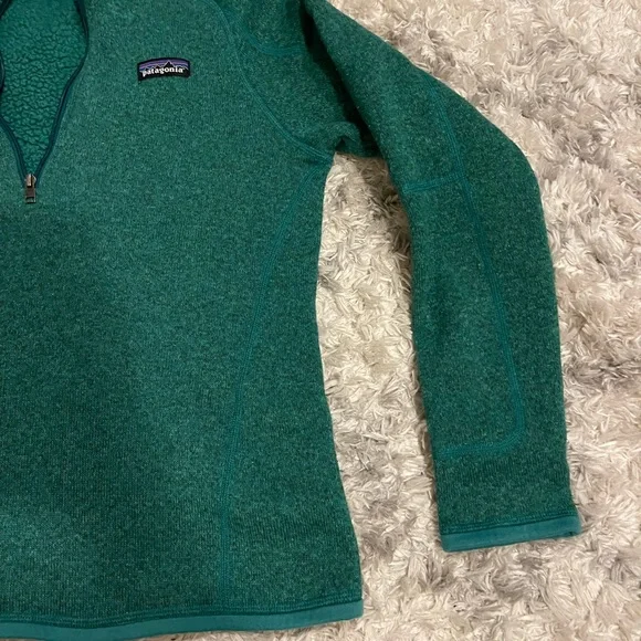 Patagonia Green Quarter-Zip Sweatshirt - Picture 4 of 9